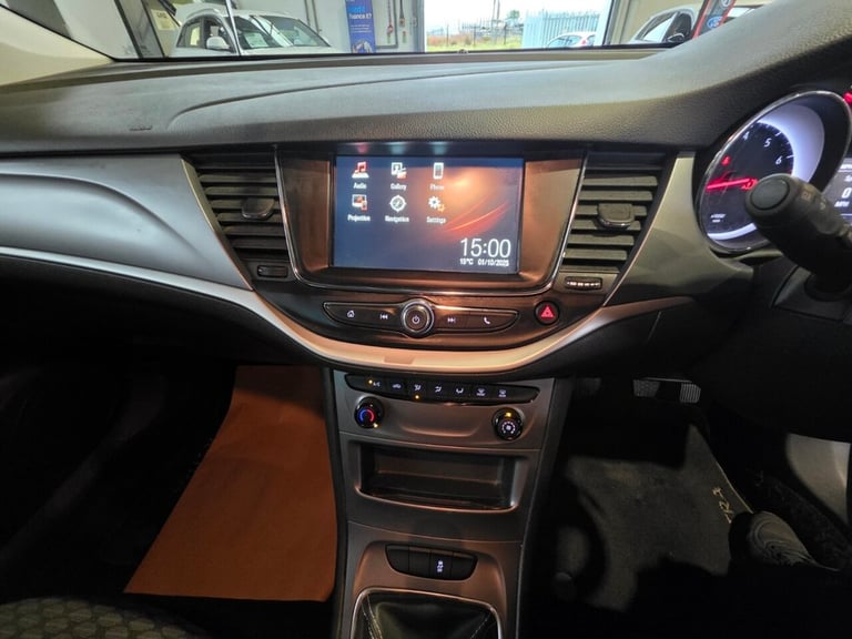 2018 68 VAUXHALL ASTRA 1.4I TURBO TECH LINE NAV SPORTS TOURER 5DR PETROL MANUAL 