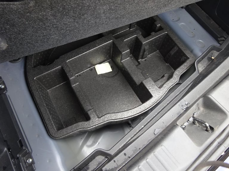 2022 72 REG TOYOTA YARIS CROSS DESIGN HEV HYBRID AUTO DAMAGED SALVAGE