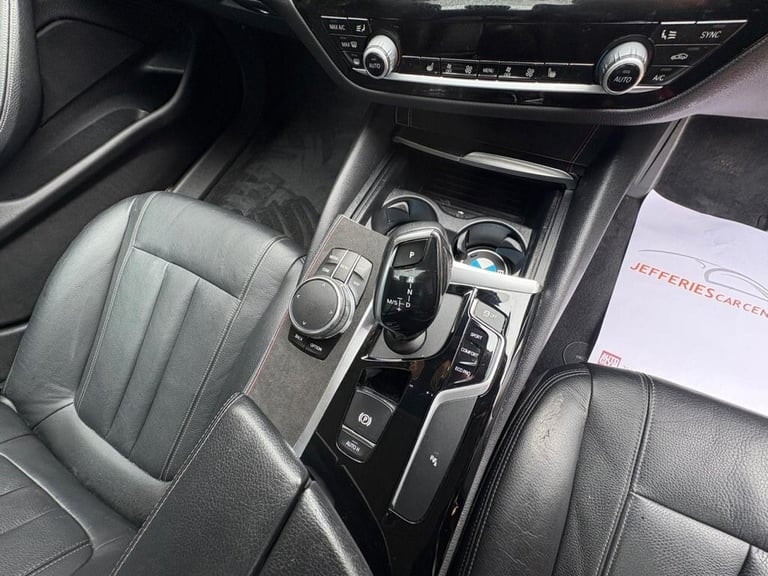 2018 68 BMW 5 SERIES 2.0 520D SE SALOON 4DR DIESEL AUTO EURO 6 (S/S) (190 PS) DI