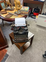 1928 Vintage Royal Typewriter 