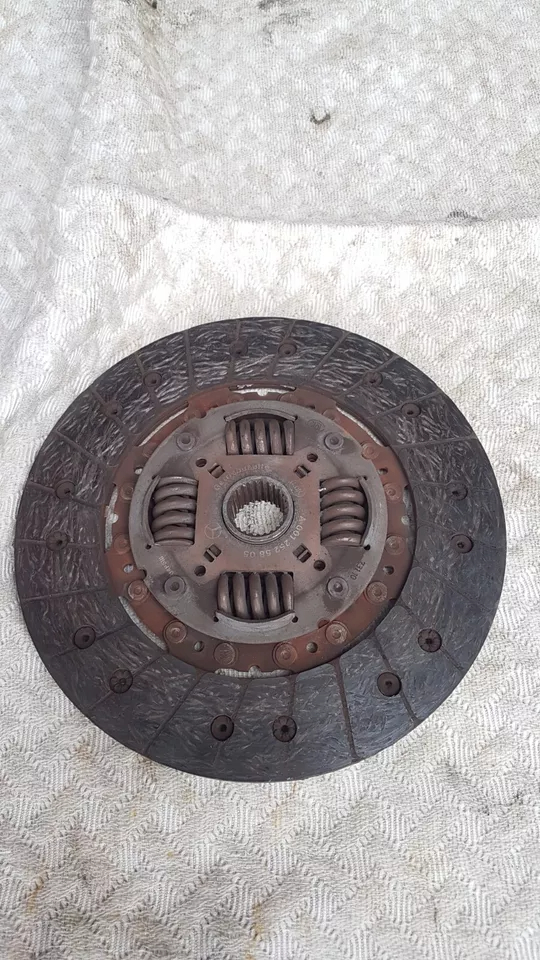 Mercedes Sprinter 2015 Clutch (Flywheel and Release Bearing Not Included)