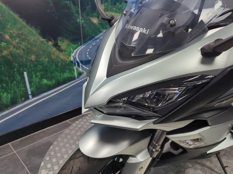 2018 KAWASAKI Z1000SX