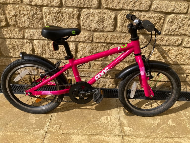 Frog Bike, size 48 (age approx 4-6 years). Pink.