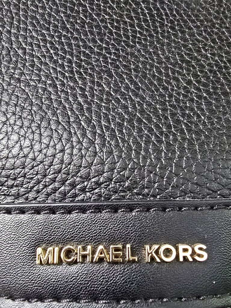 Genuine, Michael Kors Townsend bucket bag, black Pebbled Leather,   Crossbody Bag.