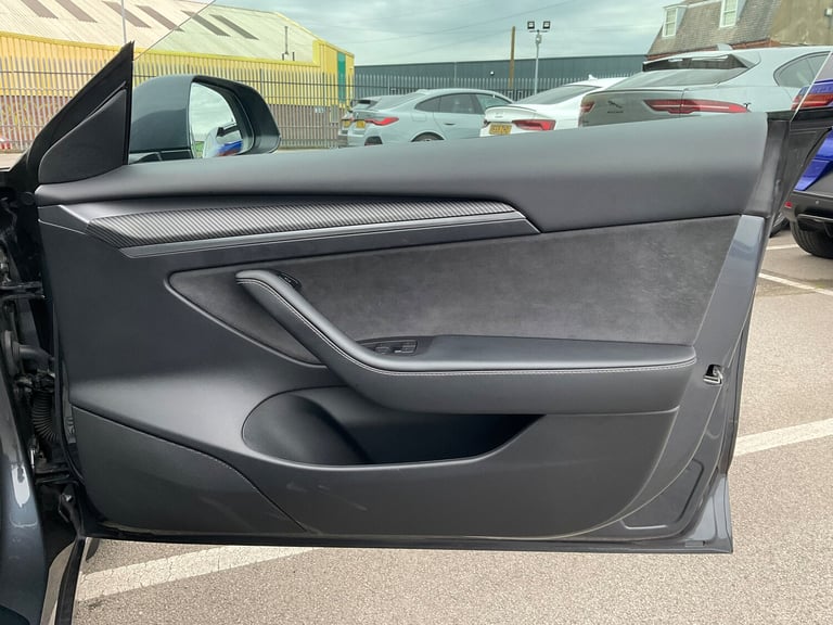 2022 Tesla Model 3 PERFORMANCE AWD Saloon ELECTRIC Automatic