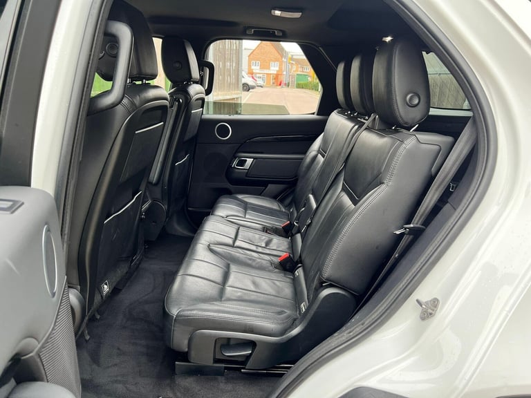 2018 Land Rover Discovery 3.0 TD V6 SE Auto 4WD Euro 6 (s/s) 5dr ESTATE Diesel Automatic