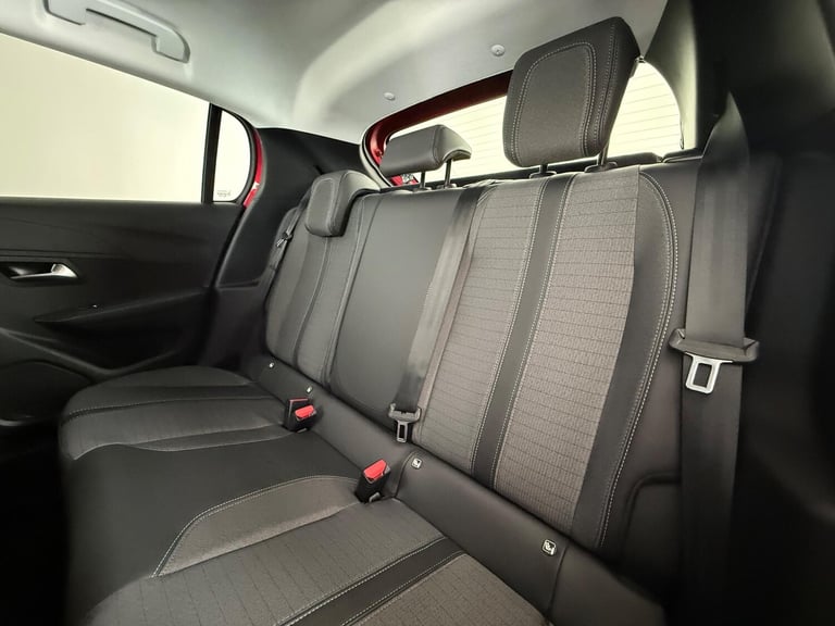  Peugeot 208 1.2 PureTech Allure Premium + Euro 6 (s/s) 5dr Petrol Manual