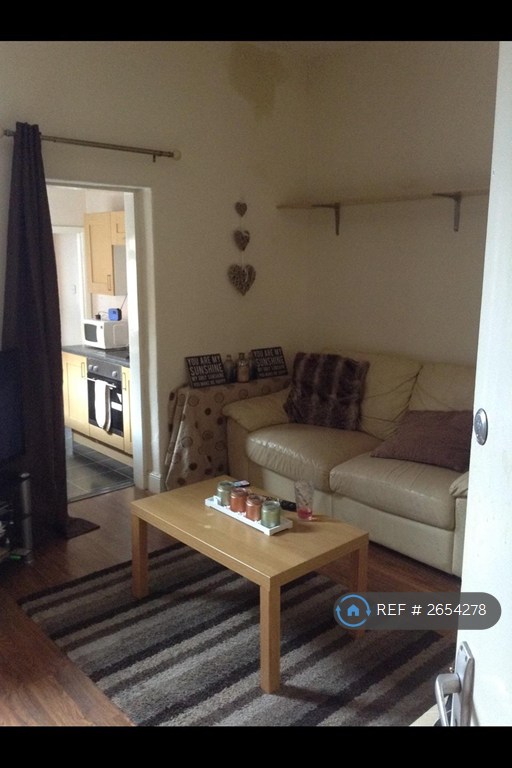 image for 1 bedroom flat in Front Street, York, YO24 (1 bed) (#2654278)