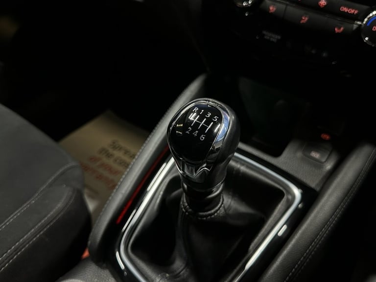 2019 Nissan Qashqai 1.3 DIG-T N-Connecta SUV 5dr Petrol Manual Euro 6 (s/s) (160 ps) HATCHBACK Pe...