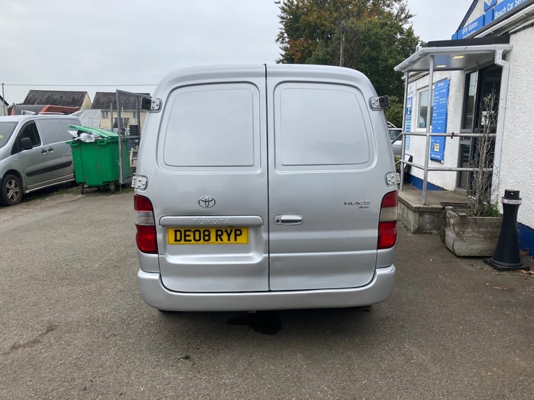 2008 Toyota HiAce 300 Van 2.5 D-4D 95hp PANEL VAN Diesel Manual