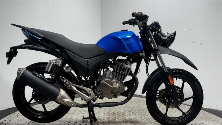 image for Lexmoto Assault 2021 NON RUNNING SPARES OR REPAIR 125CC ENDURO BIKE