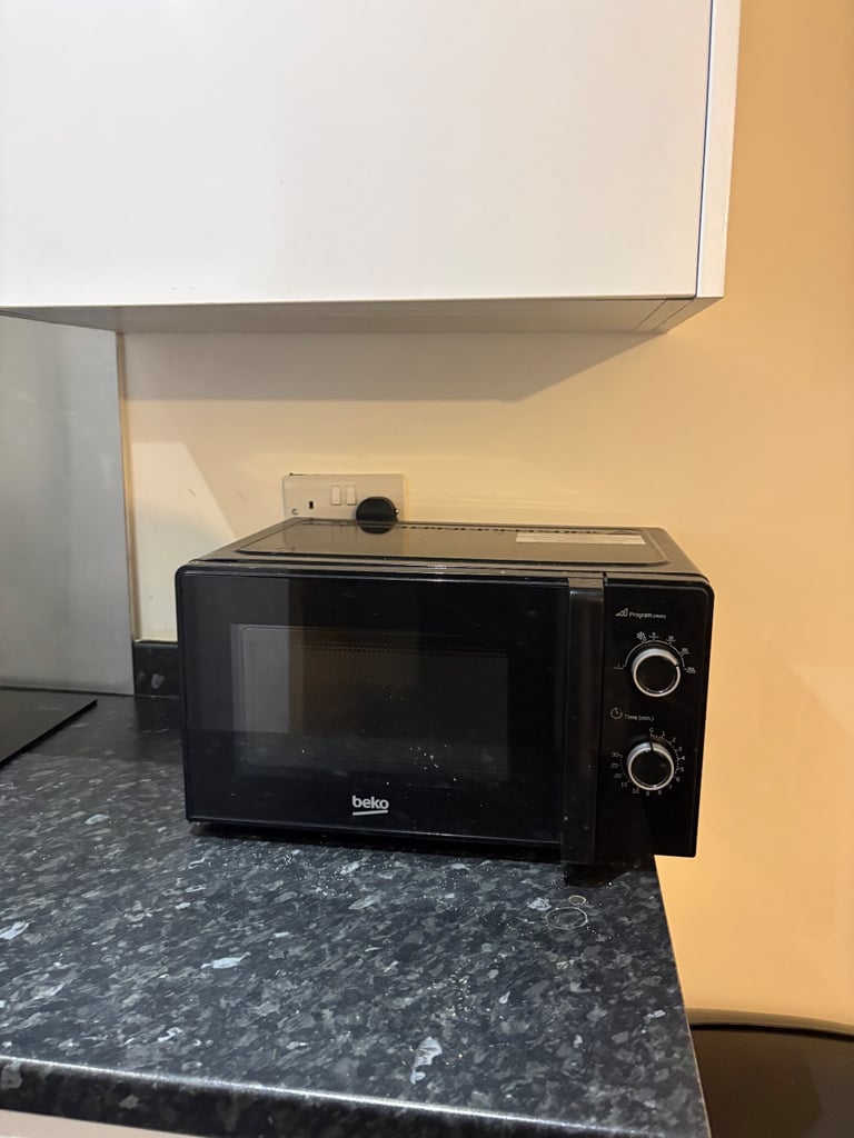 Beko 20L Microwave – Excellent Condition