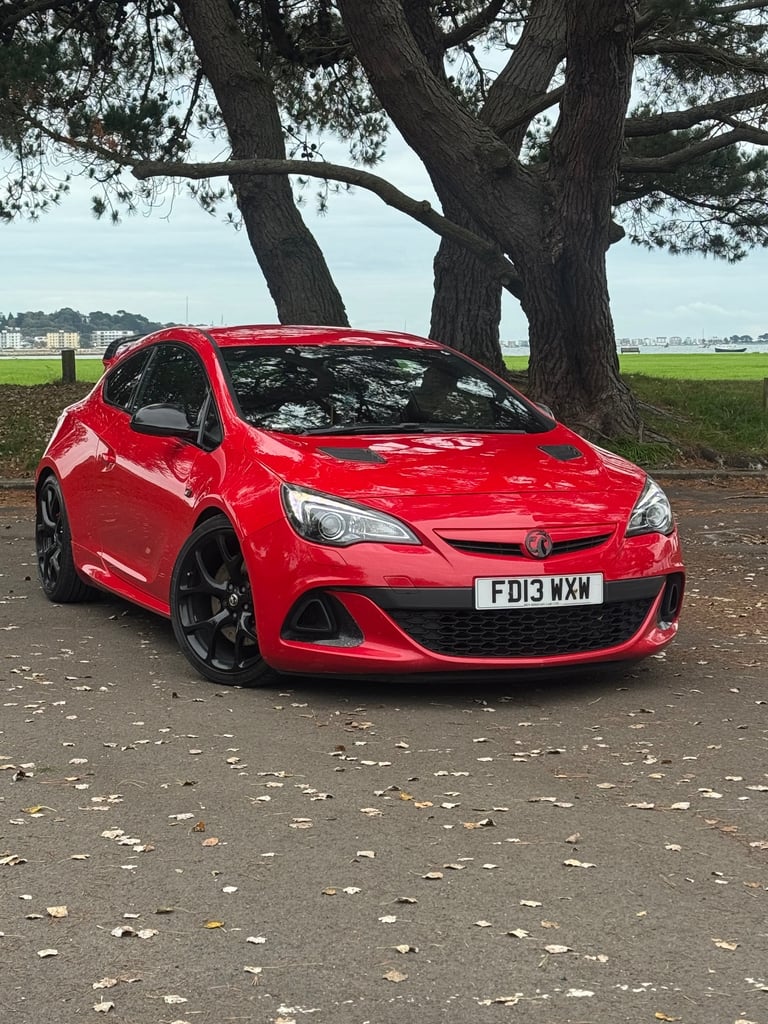 image for Vauxhall, ASTRA GTC, Hatchback, 2013, Manual, 1998 (cc), 3 doors