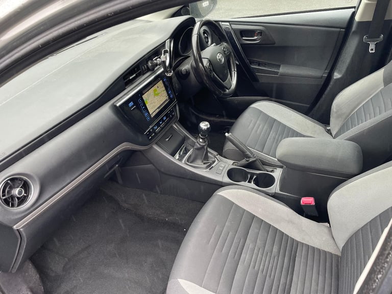 Toyota, AURIS, Estate, 2015, Manual, 1197 (cc), 5 doors