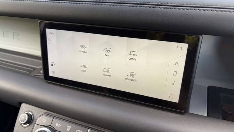 2021 Land Rover Defender 3.0 D300 X-Dynamic HSE 110 5dr Auto [7 Seat] ESTATE DIESEL Automatic