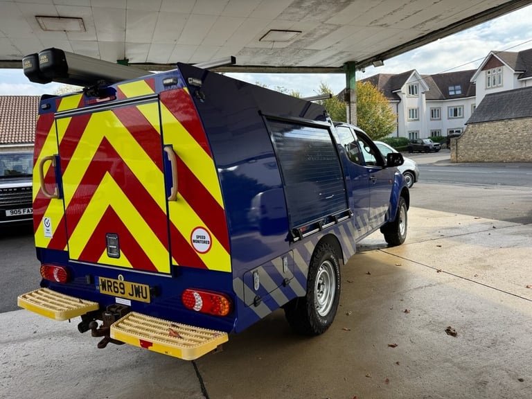 2019 69 ISUZU D-MAX 1.9TD EXTENDED CAB ROLLER SHUTTERS CAMERAS TOW PACK 4X4 EX E