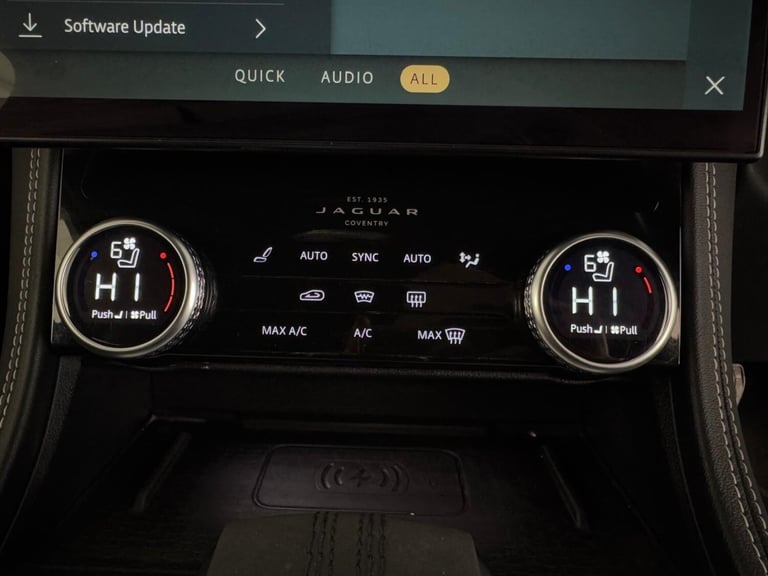 2022 Jaguar F-Pace 2.0 P250i R-Dynamic S Auto AWD Euro 6 (s/s) 5dr ESTATE Petrol Automatic