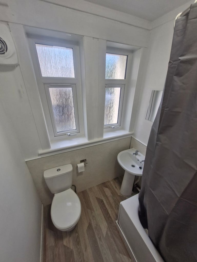 2 X 1 Bed ground flats available for rent!