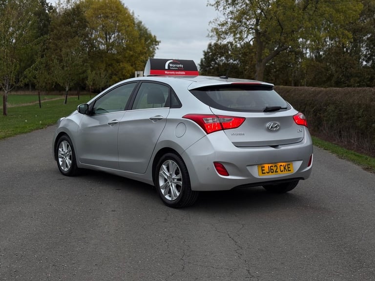 2012 Hyundai i30 1.6 CRDi [128] Blue Drive Style Nav 5dr HATCHBACK DIESEL Manual
