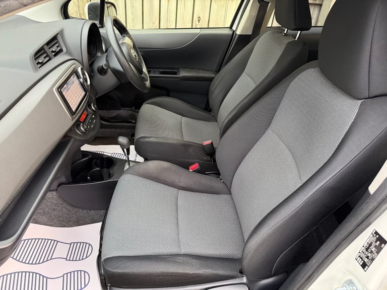 TOYOTA YARIS Active Auto ULEZ Low Milage