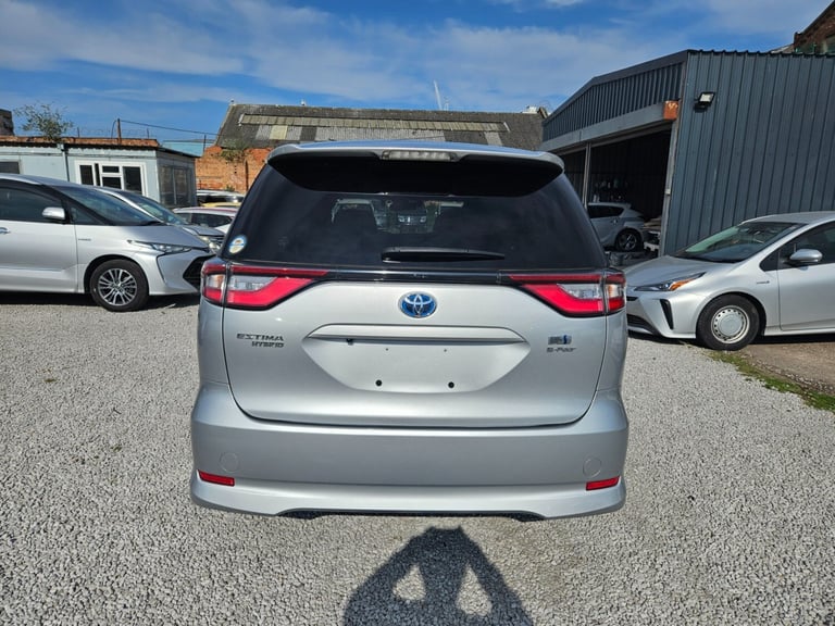 2019 Toyota Estima hybrid grade 4 carplay