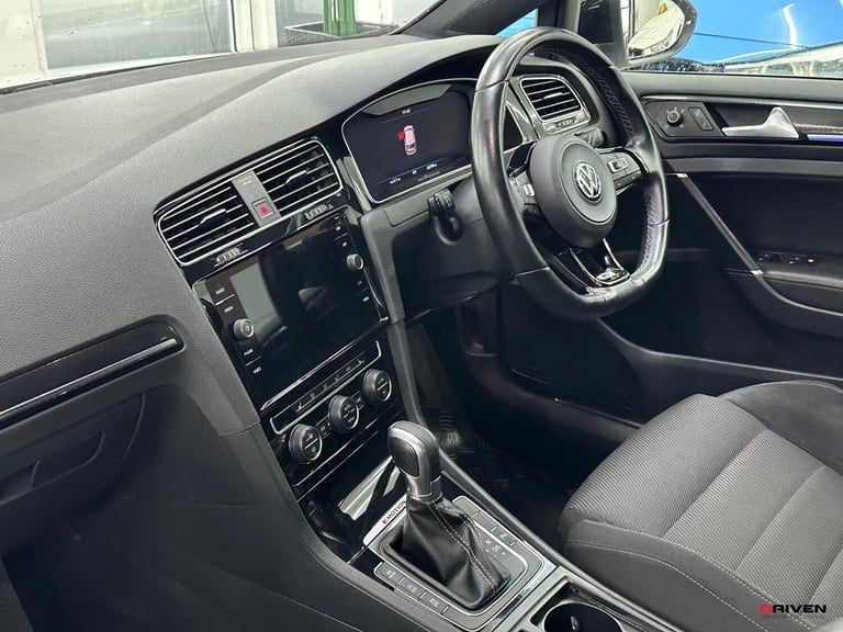 2018 Volkswagen Golf 2.0 TSI 310 R 5dr 4MOTION DSG HATCHBACK Petrol Automatic