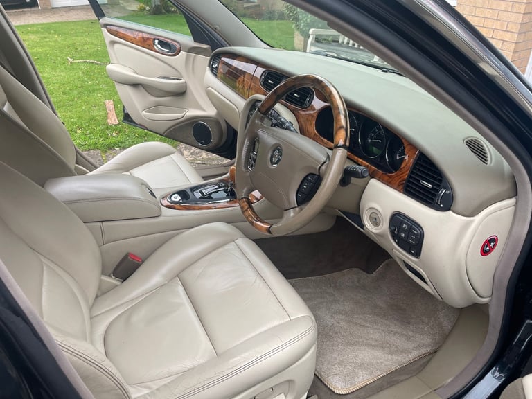 Jaguar, XJ SERIES, Saloon, 2004, Other, 4196 (cc), 4 doors