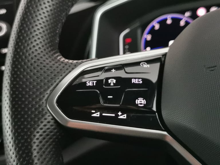 2022 Volkswagen T-Roc 1.5 TSI R-Line 5dr DSG HATCHBACK PETROL Automatic