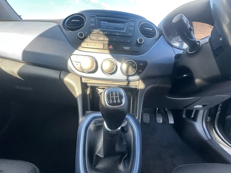 2014 Hyundai i10 1.2 Premium 5dr HATCHBACK Petrol Manual