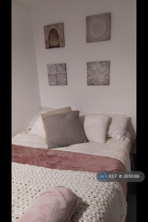 6 bedroom house in Clements Street, Coventry, CV2 (6 bed) (#2656188)