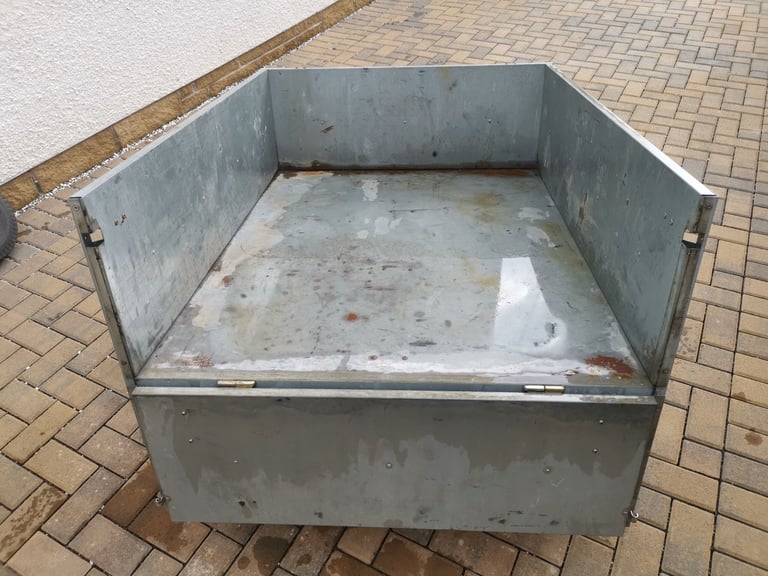 Erde 121 trailer 