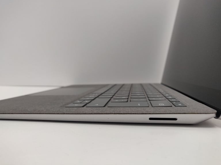 Microsoft Surface Laptop 3 Intel i5 1035G7 8gb 256gb Office Laptop FHD Touchscreen Windows 11 Pro
