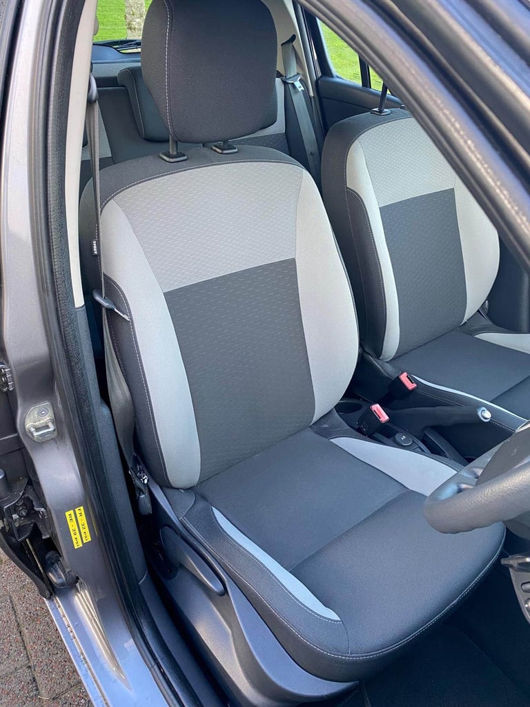 Renault, CLIO, Hatchback, 2010, Manual, 1149 (cc), 5 doors