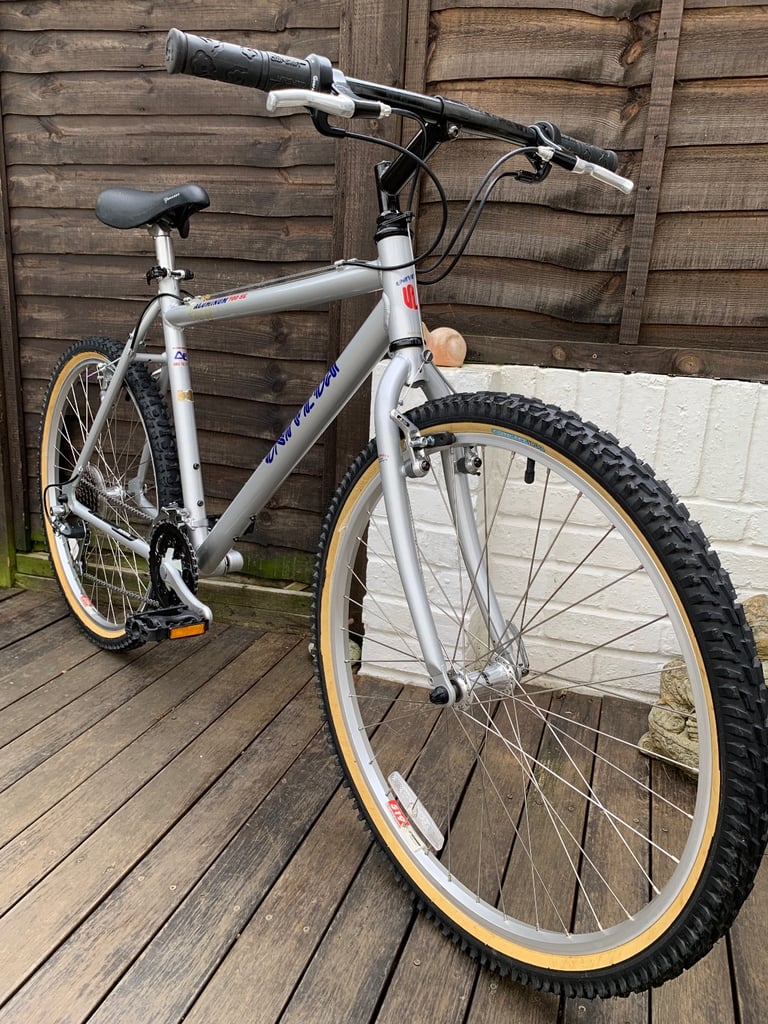 Retro Univega Aluminium 700 SE 26” Wheel Mountain Bike (Fully Serviced)