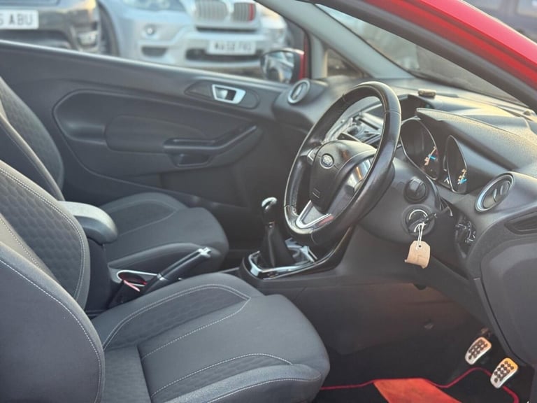 2014 Ford Fiesta 1.0T EcoBoost Zetec S Euro 5 (s/s) 3dr Hatchback Petrol Manual