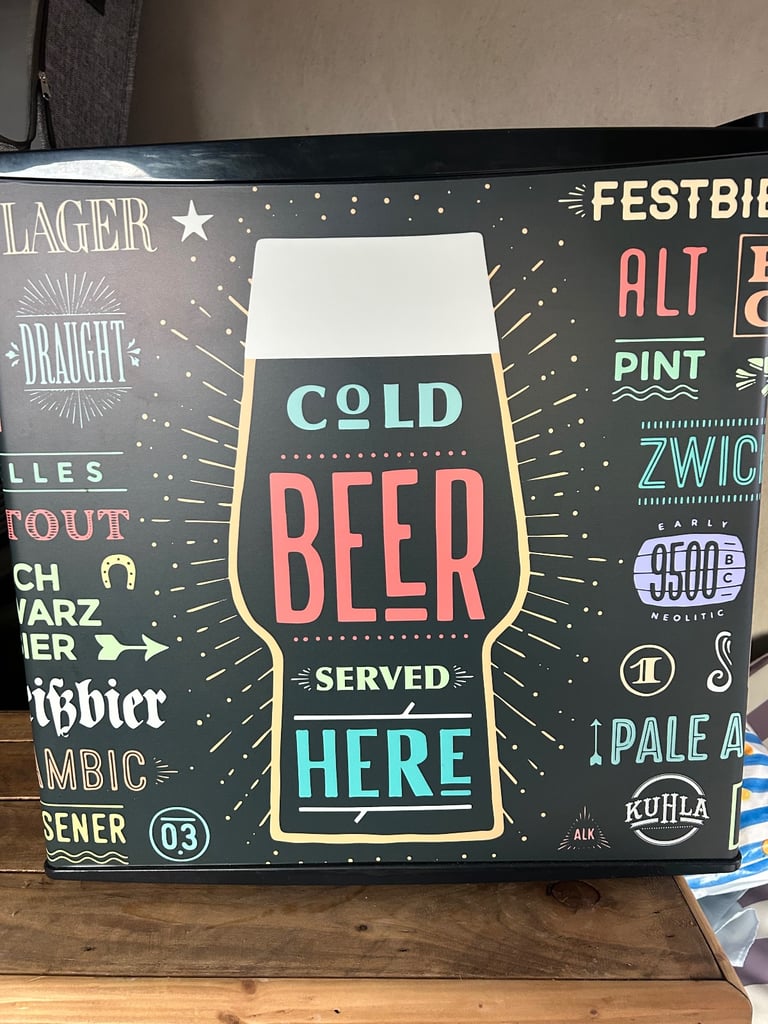 image for Mini fridge 