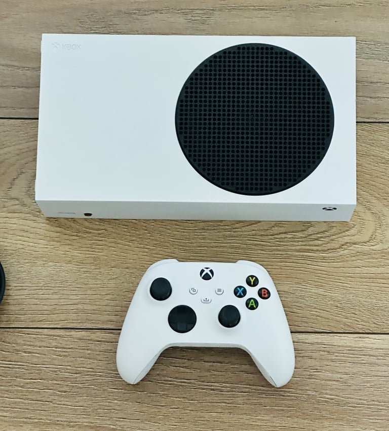 XBox Series S - 512GB SSD Console - Good Condition