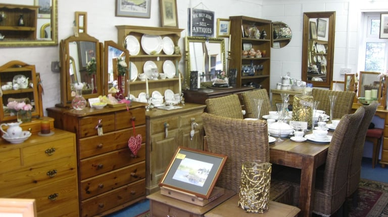 image for HOUSE CLEARANCE FURNITURE SAT / SUN 4th & 5th OCT. 10-5. VIEWING / DELIVERY AVAILABLE