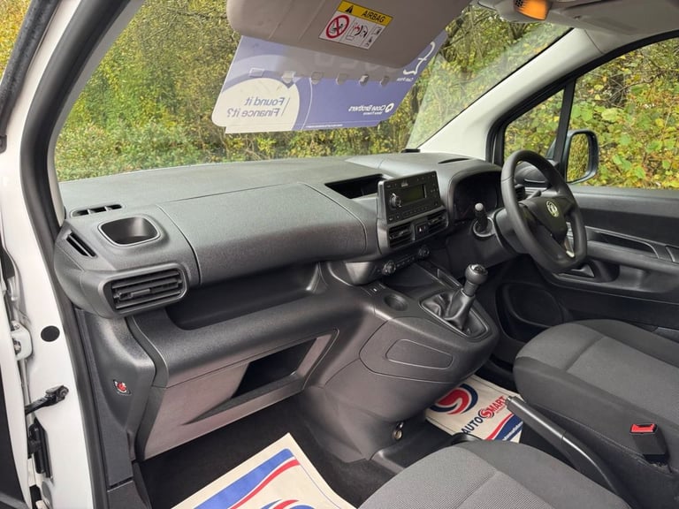 2019 Vauxhall Combo 2300 1.6 Turbo D 100ps H1 Edition Van PANEL VAN DIESEL Manual
