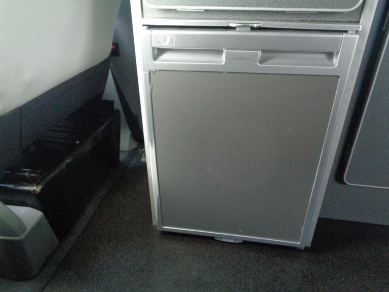 Volkswagen Transporter VW  2+2 Berth (Big Wave Campers Conversion) 2013/62