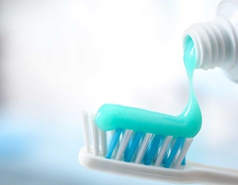 image for BNIB 4x Tubes Colgate Fluoride Toothpaste. POST OR COLLECT!