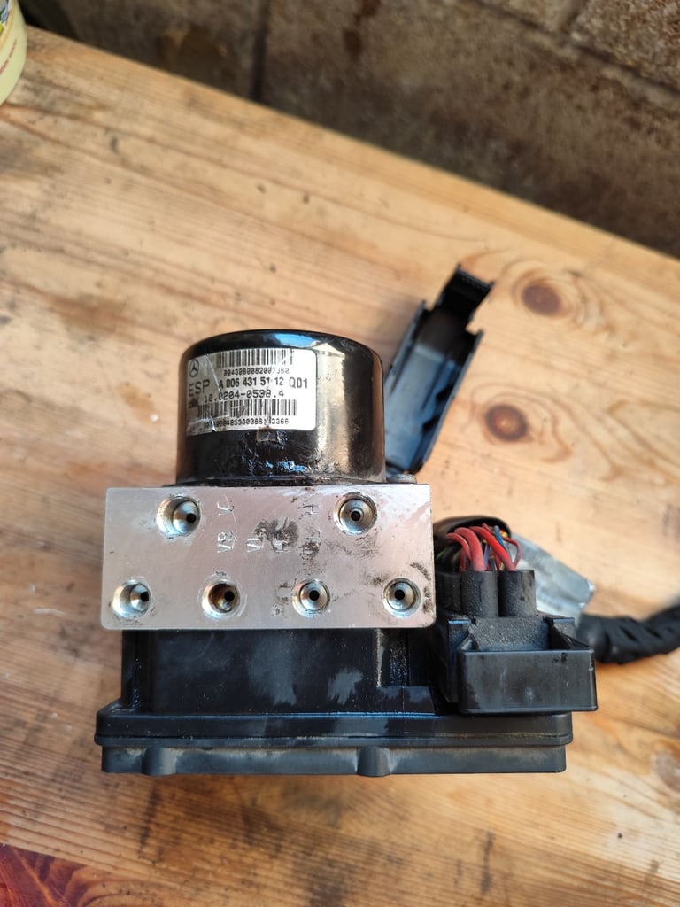 Mercedes clc 2008 ABS pump