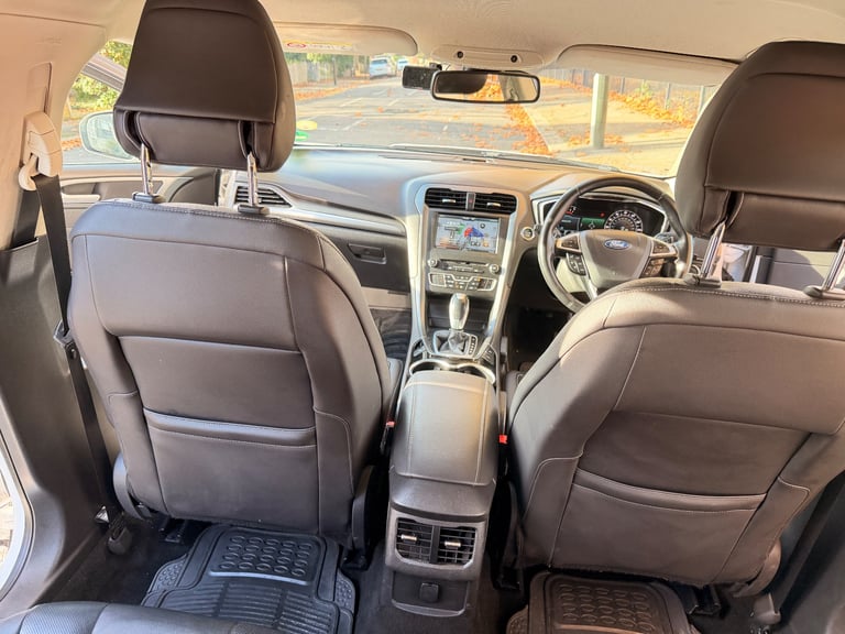 Ford, MONDEO, Hatchback, 2015, Semi-Auto, 1997 (cc), 5 doors