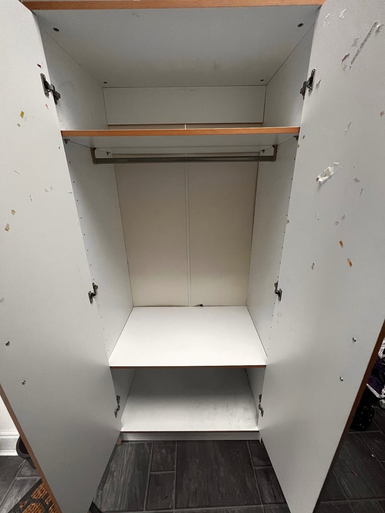 Wardrobe 
