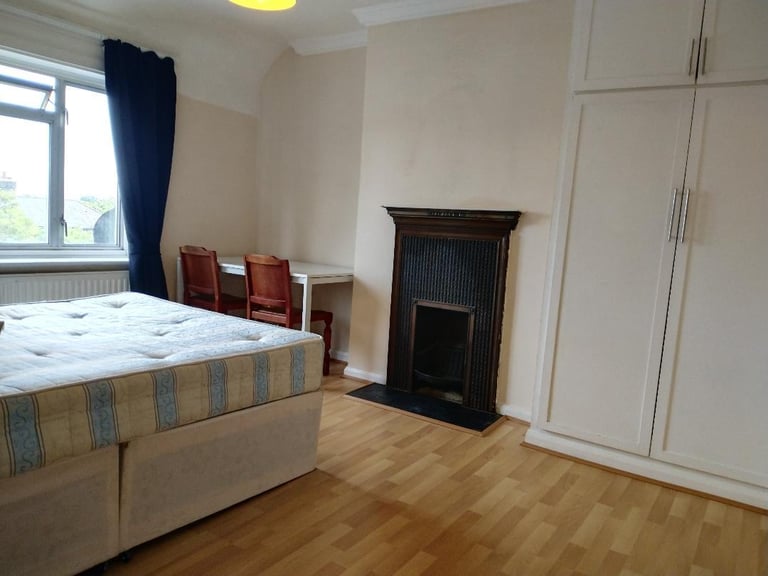 Cosy Double Room in East Acton with All Bills and Wi-Fi, Zone2