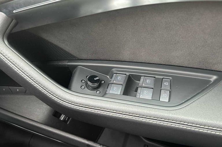 2023 Audi Q8 e-tron 300kW 55 Quattro 114kWh Black Edition 5dr Auto SUV Electric Automatic