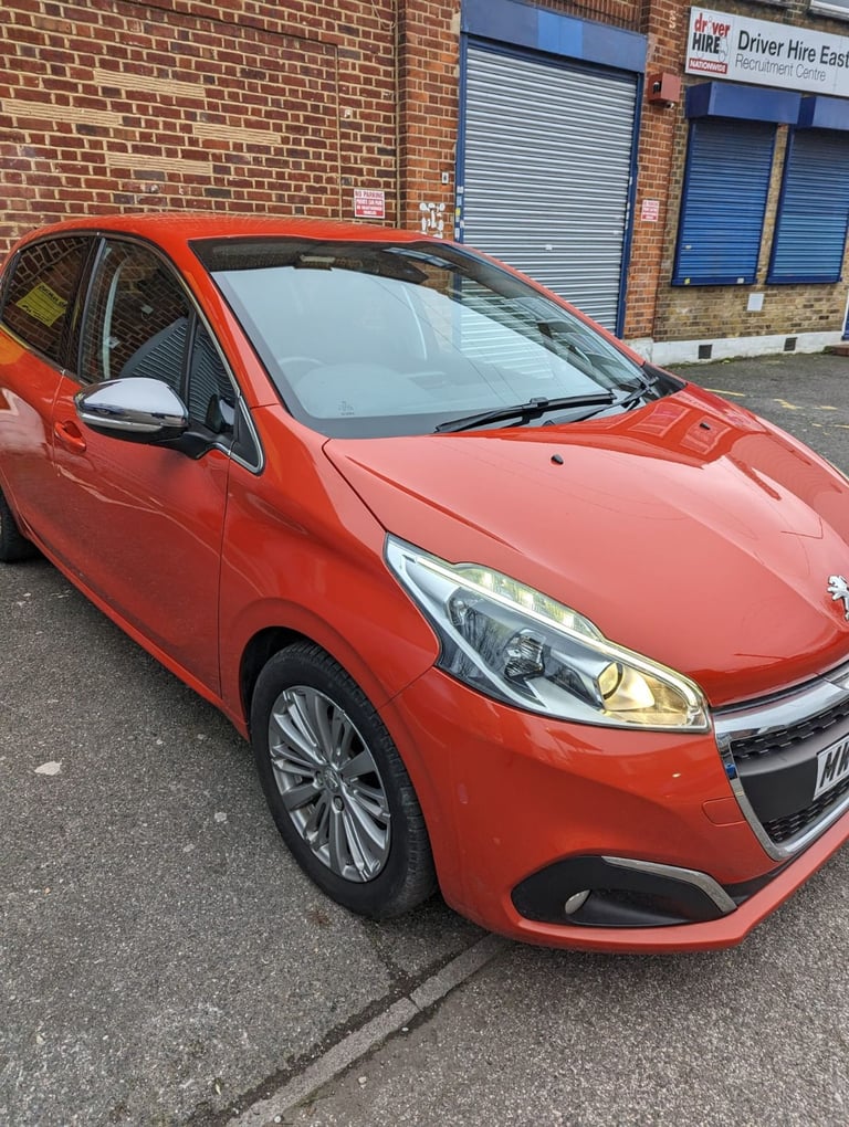 Peugeot, 208, Hatchback, 2015, Manual, 1199 (cc), 5 doors
