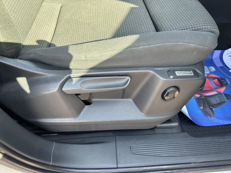 2022 Volkswagen Caddy 2.0 TDI C20 Commerce Pro SWB Euro 6 (s/s) 5dr PANEL VAN Diesel Manual