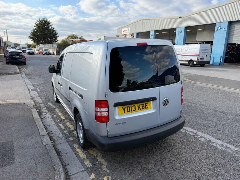 2013 13 VOLKSWAGEN CADDY MAXI 1.6 TDI C20 MAXI PANEL VAN 5DR DIESEL MANUAL FWD (