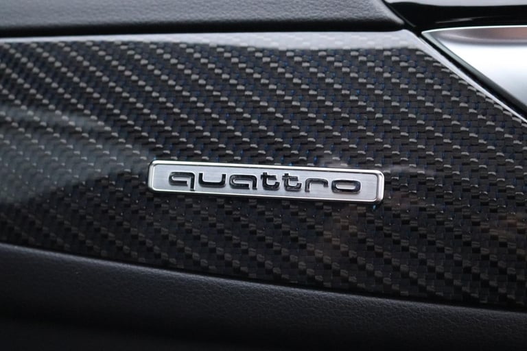 Audi RS6 Avant 4.0 TFSI V8 Performance Tiptronic quattro 2016 - STUNNING SPEC 